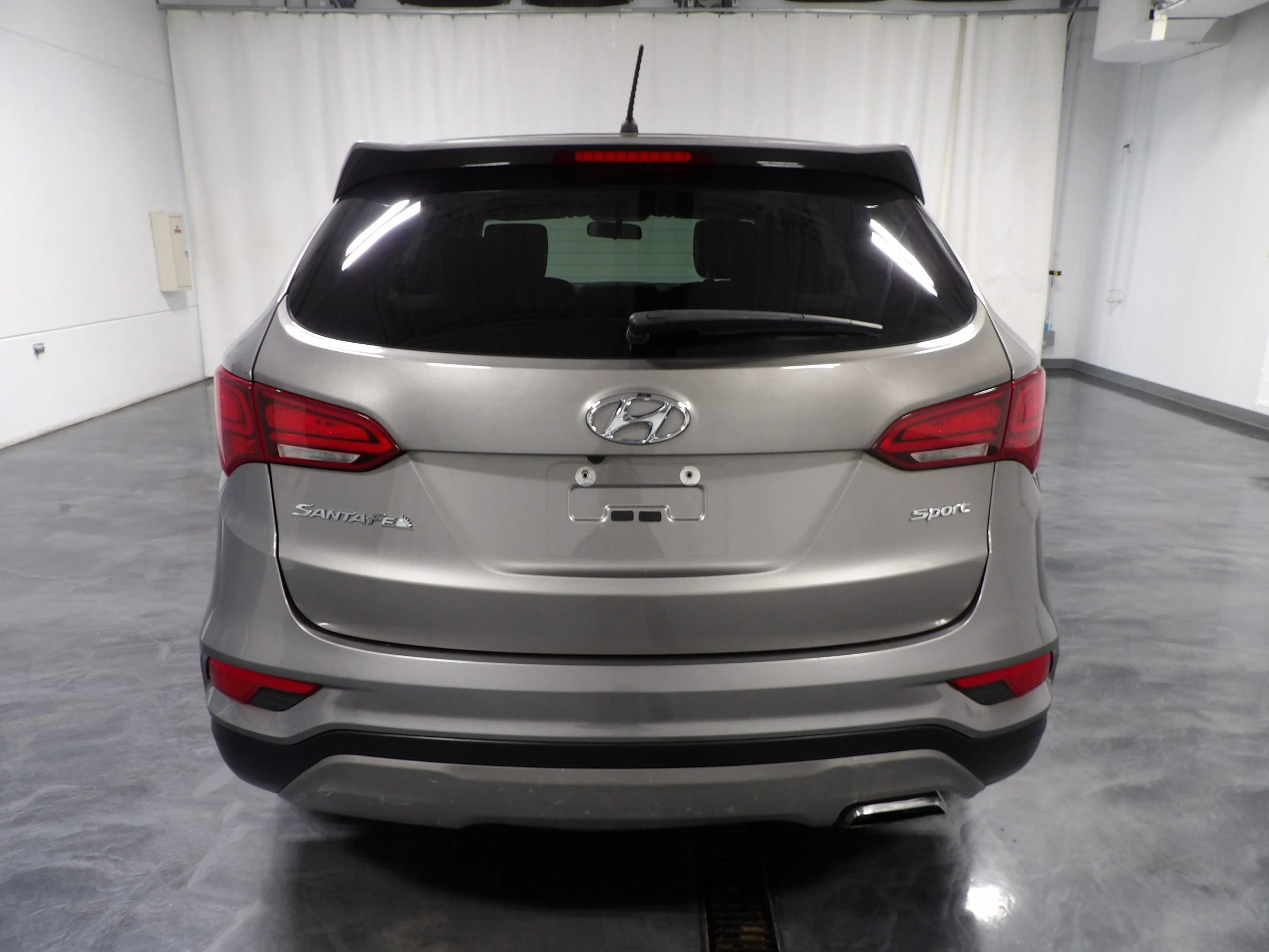 Used 2018 Hyundai Santa Fe Sport FWD image 6