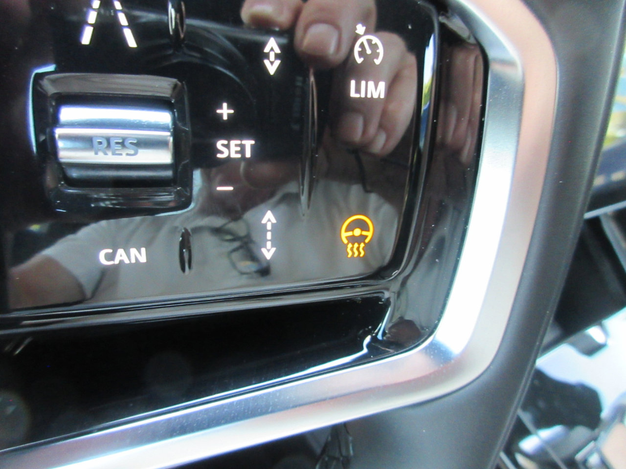 Used 2024 Land Rover Range Rover Sport SE image 50