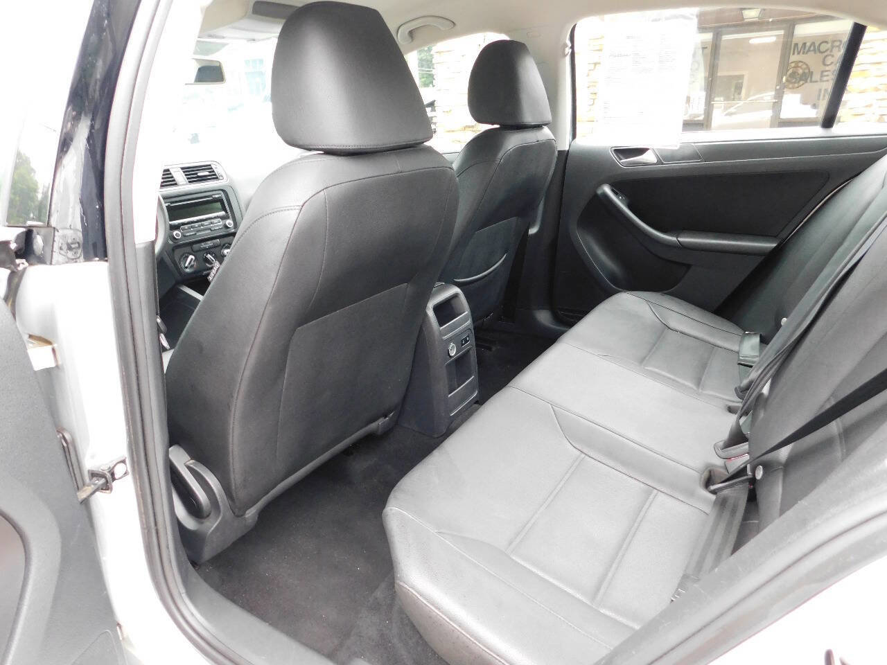 Used 2012 Volkswagen Jetta SE image 17