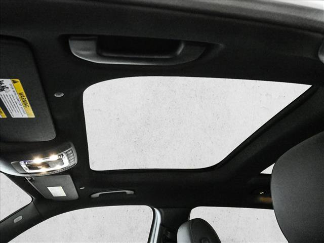 New 2026 Mercedes-Benz GLB 250 4MATIC image 17