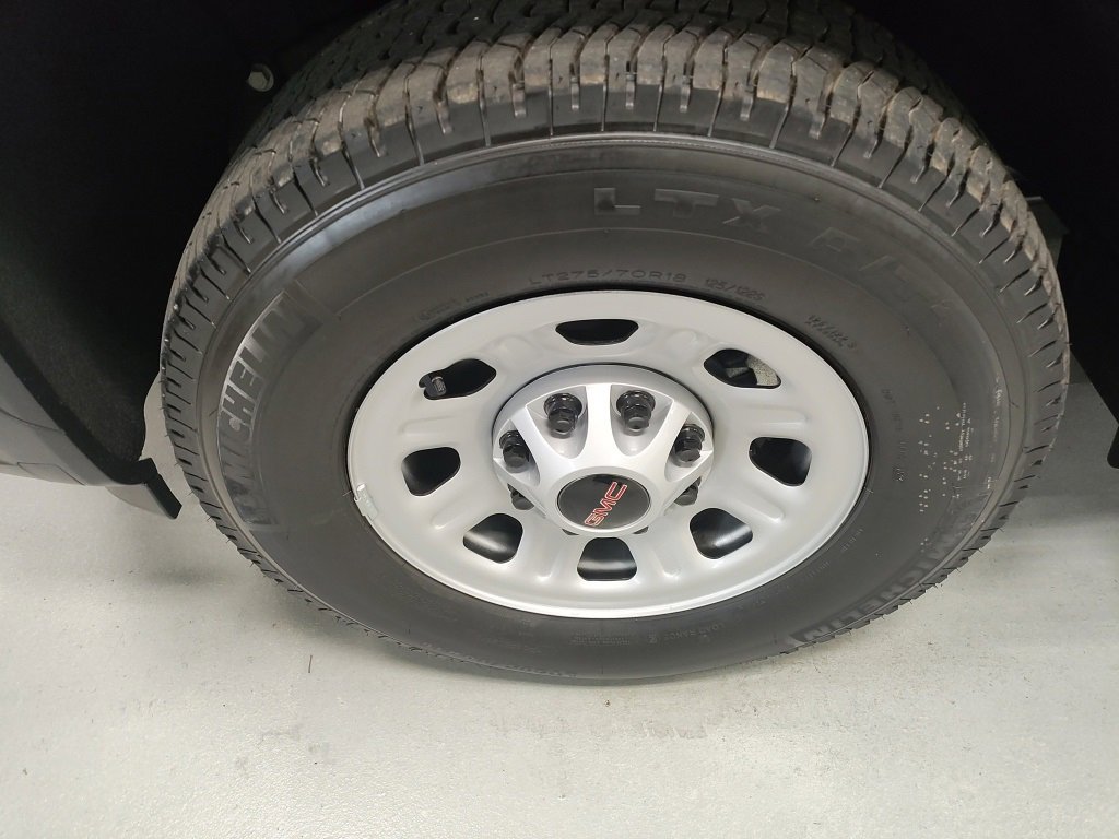 New 2025 GMC Sierra 2500 Pro w/ Convenience Package image 15