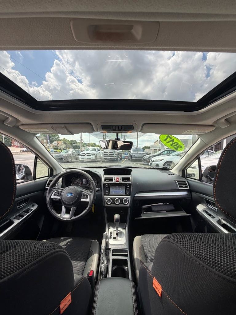 Used 2017 Subaru Crosstrek 2.0i Premium w/ Moonroof Package AWD/4WD image 24