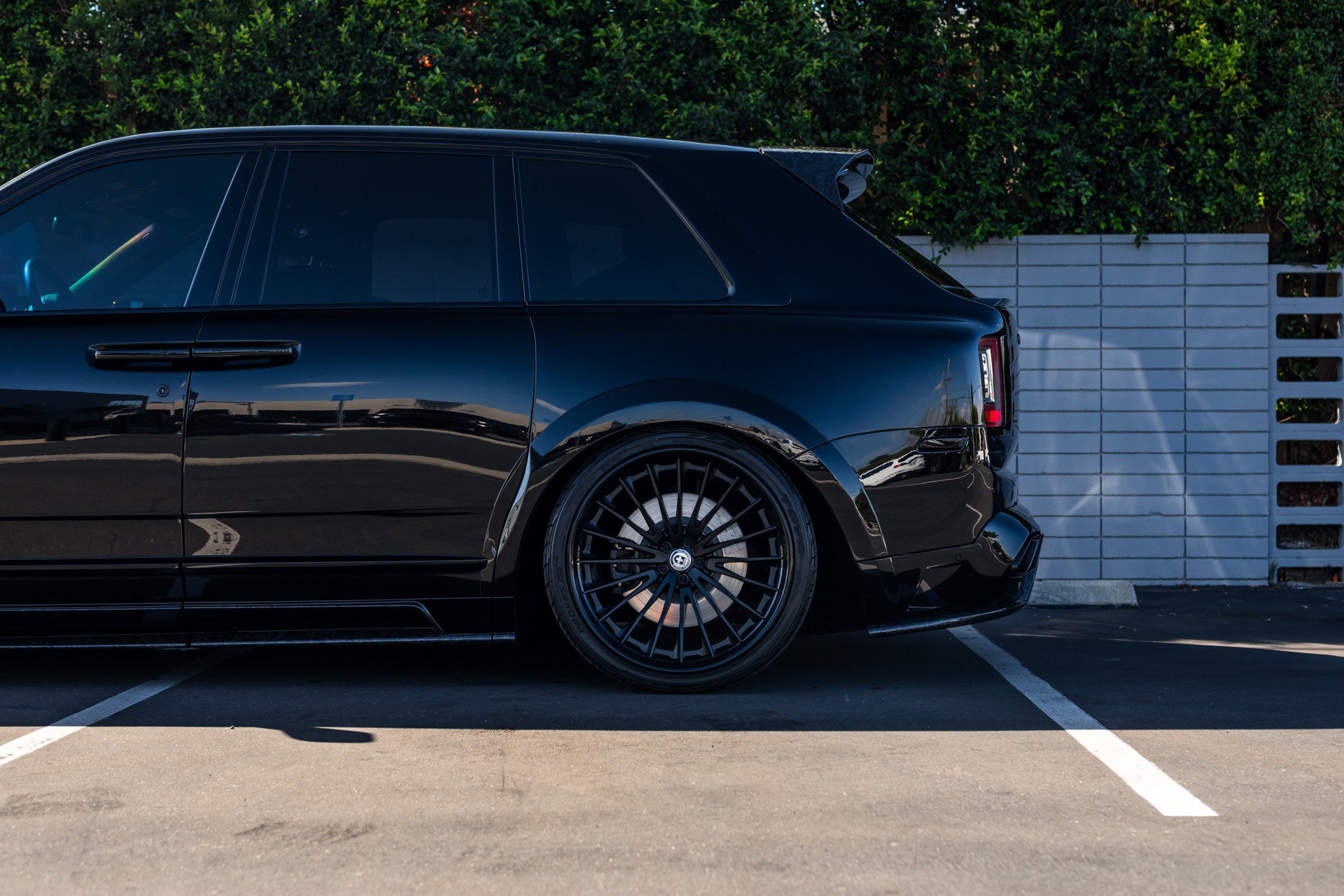 Used 2021 Rolls-Royce Cullinan image 23