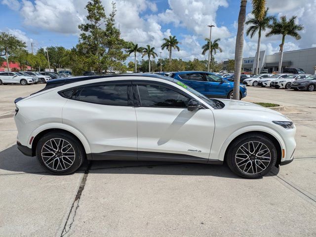 Used 2025 Ford Mustang Mach-E Premium image 3