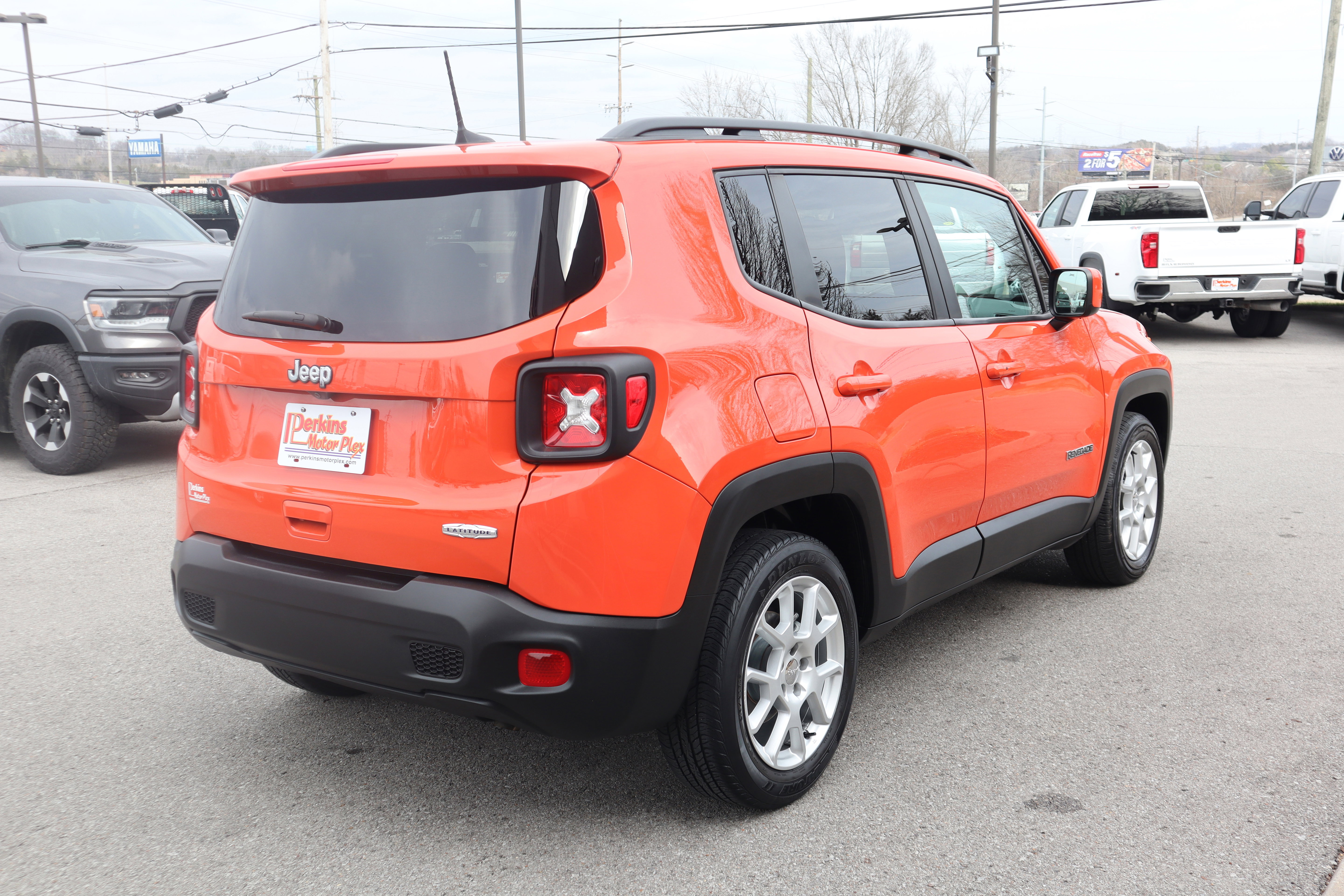 Used 2021 Jeep Renegade Latitude FWD image 7