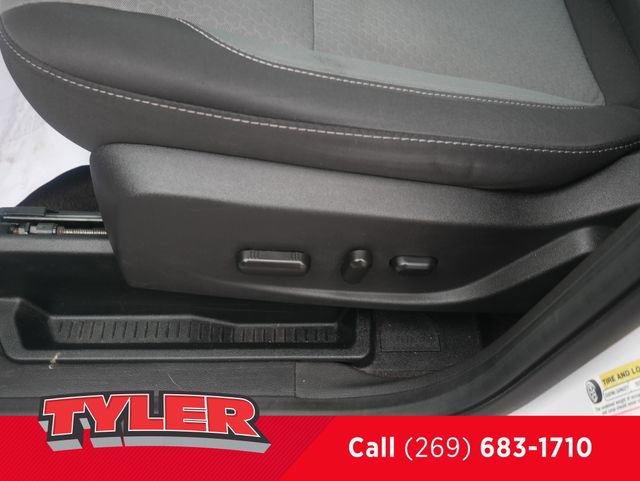 Used 2018 Ford Escape SE image 23