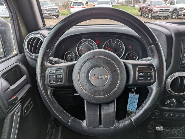 Used 2015 Jeep Wrangler Unlimited Sahara w/ Dual Top Group image 17