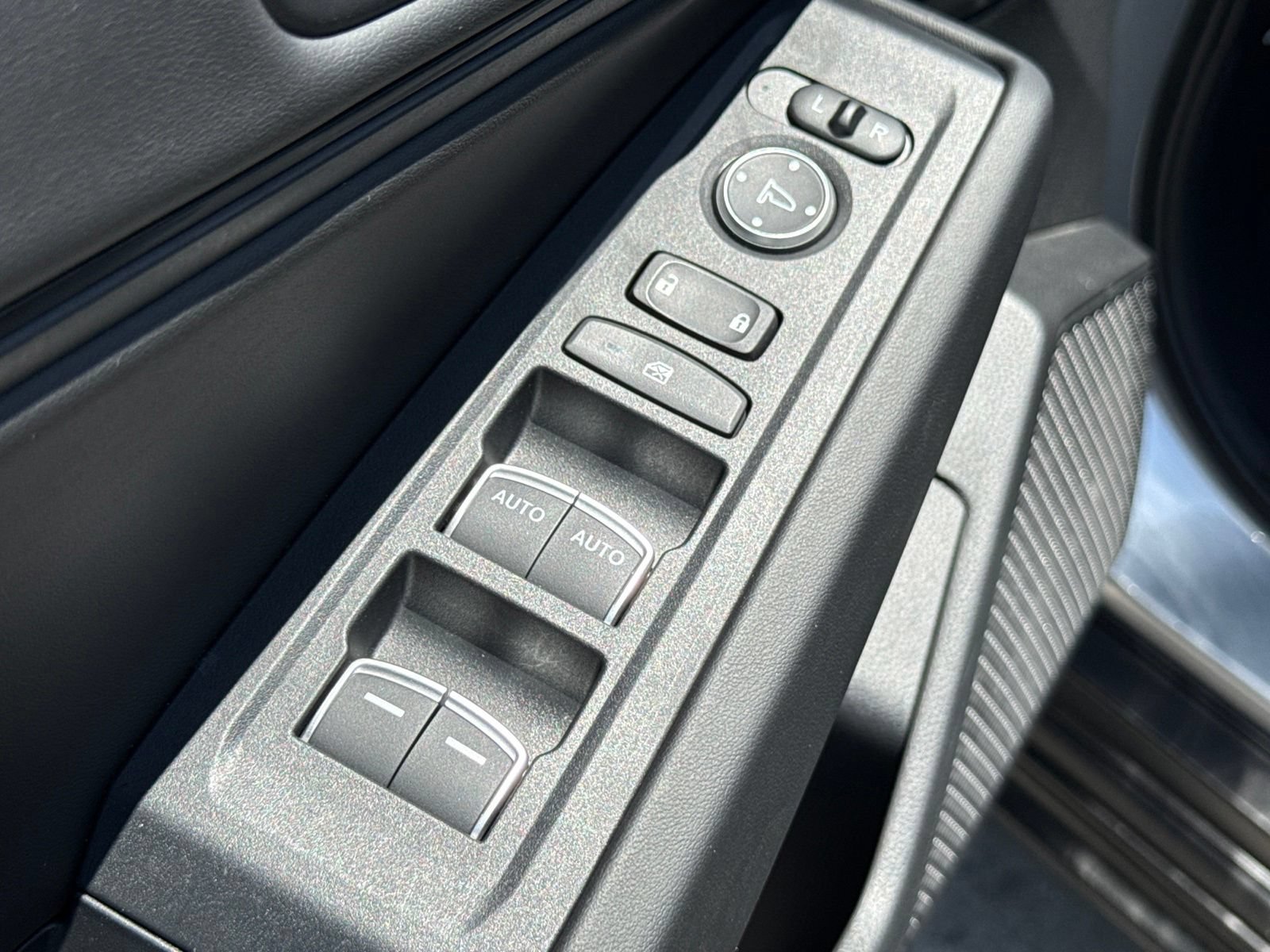 Used 2025 Honda Accord SE image 21