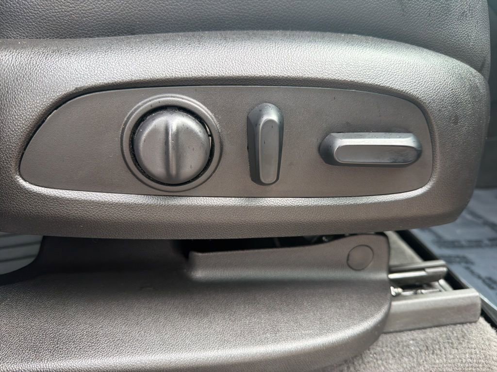 Used 2019 Chevrolet Traverse RS image 34