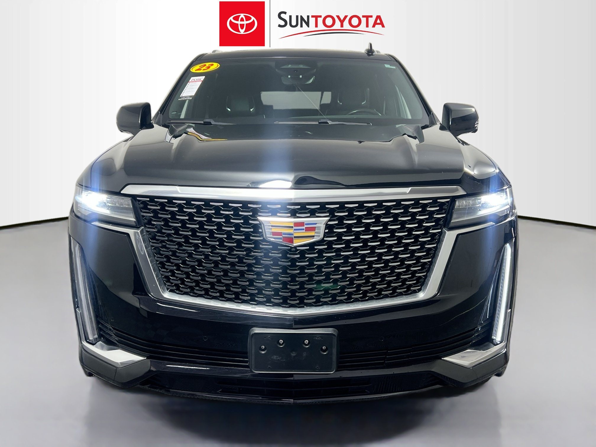 Used 2023 Cadillac Escalade ESV Premium Luxury AWD/4WD image 10