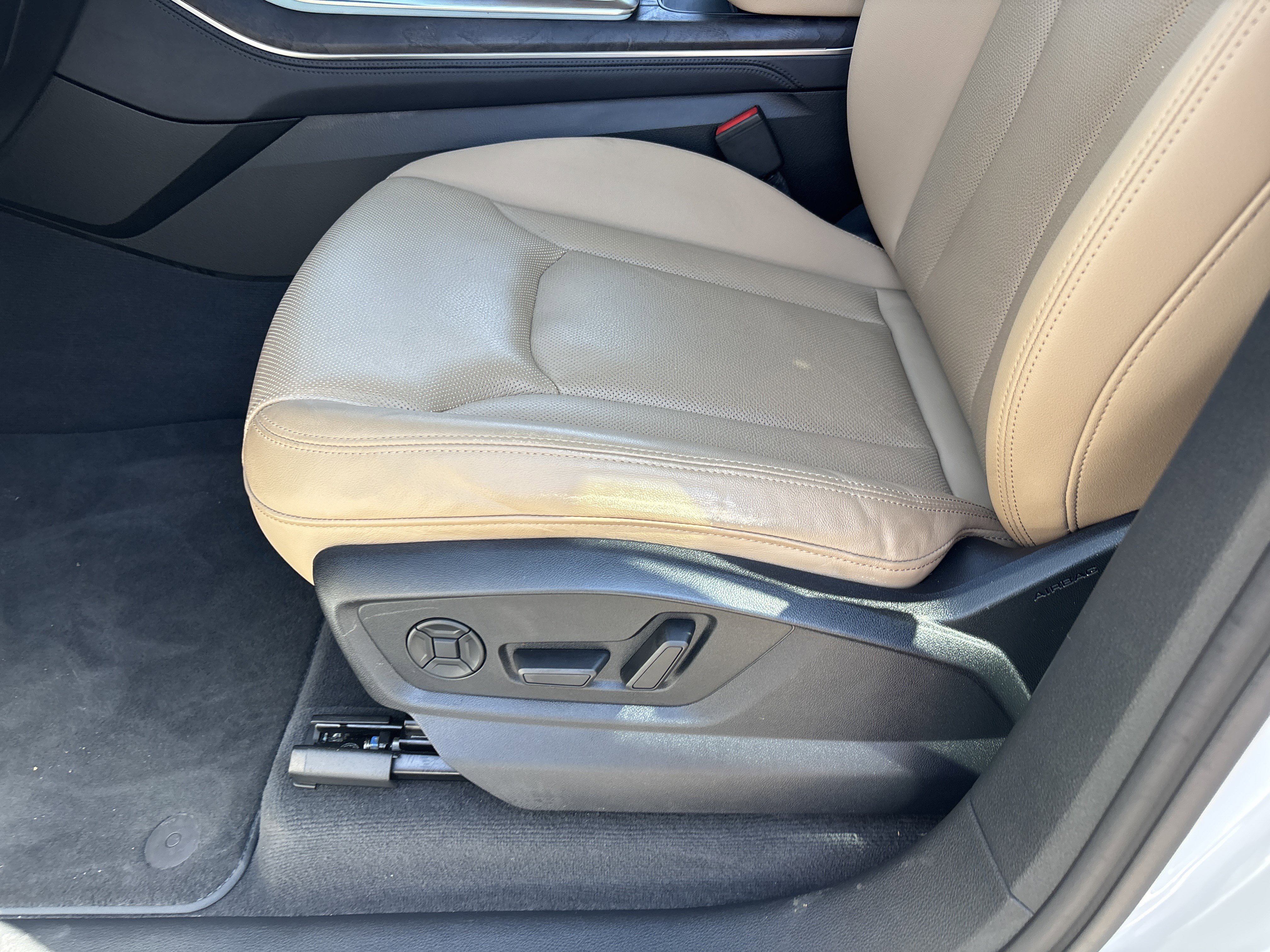 Used 2023 Audi Q7 Premium Plus w/ Premium Plus Package image 20