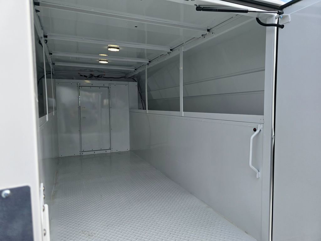 New 2026 Ford E-350 and Econoline 350 Super Duty w/ Power Equipment Group image 22