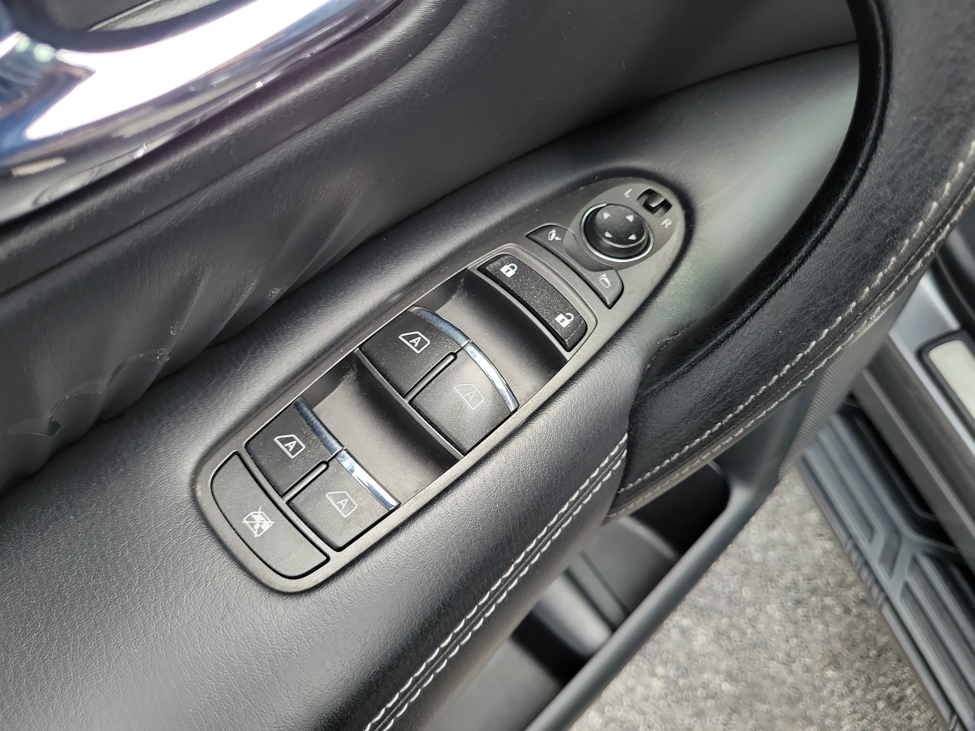 Used 2017 INFINITI QX80 2WD image 22