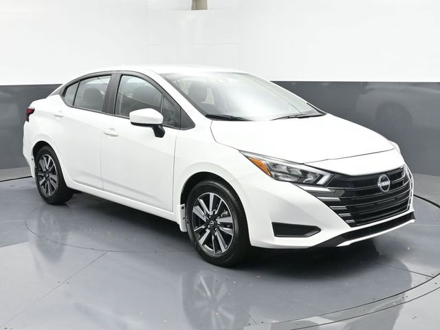 New 2025 Nissan Versa SV w/ Trunk Package FWD image 2