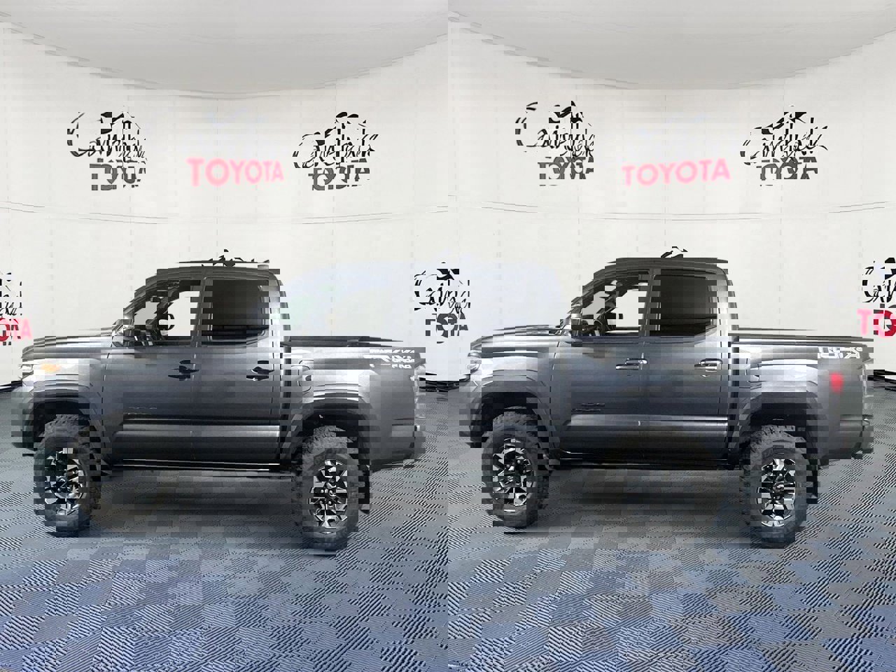 Used 2021 Toyota Tacoma TRD Off-Road w/ Technology Package image 4