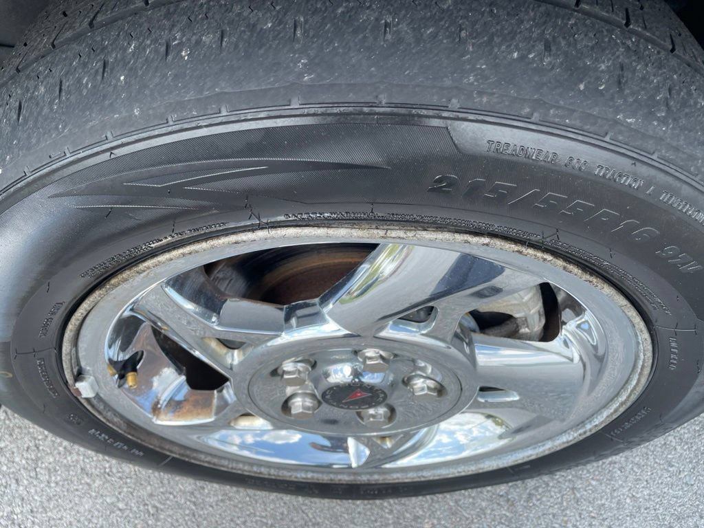 Used 2004 Pontiac Grand Am GT FWD image 21