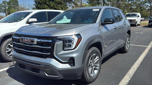 Used 2025 GMC Terrain Elevation image 3