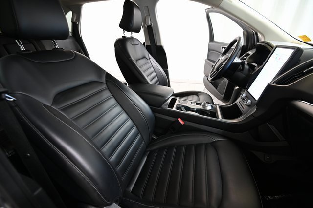 Used 2022 Ford Edge SEL image 22