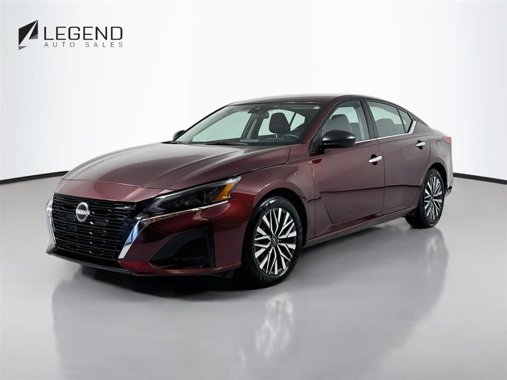 Used 2025 Nissan Altima 2.5 SV