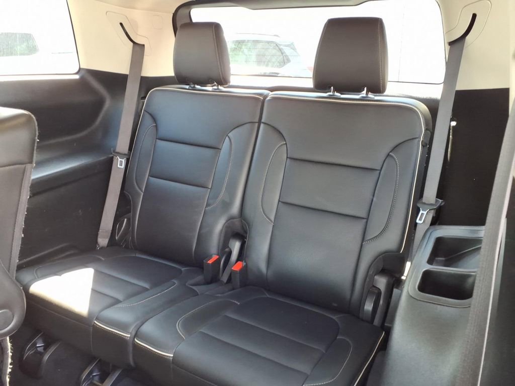 Used 2023 GMC Acadia Denali w/ Denali Ultimate Package image 7