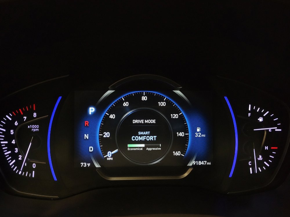 Used 2020 Hyundai Santa Fe SEL image 23