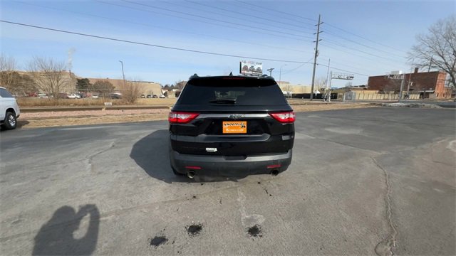 Used 2019 Chevrolet Traverse LT w/ LPO, Blackout Package image 7
