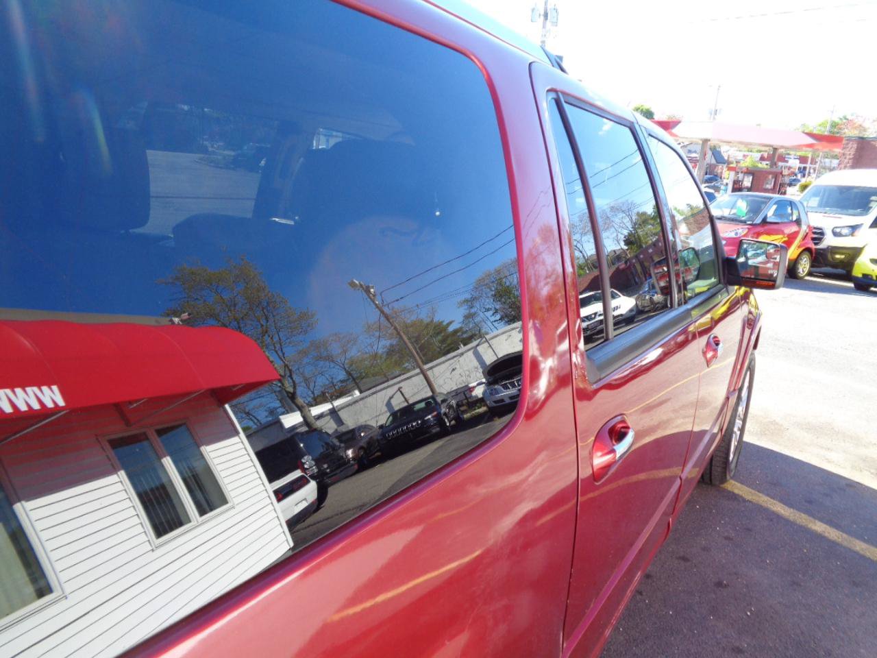 Used 2013 Ford Expedition EL Limited AWD/4WD image 16
