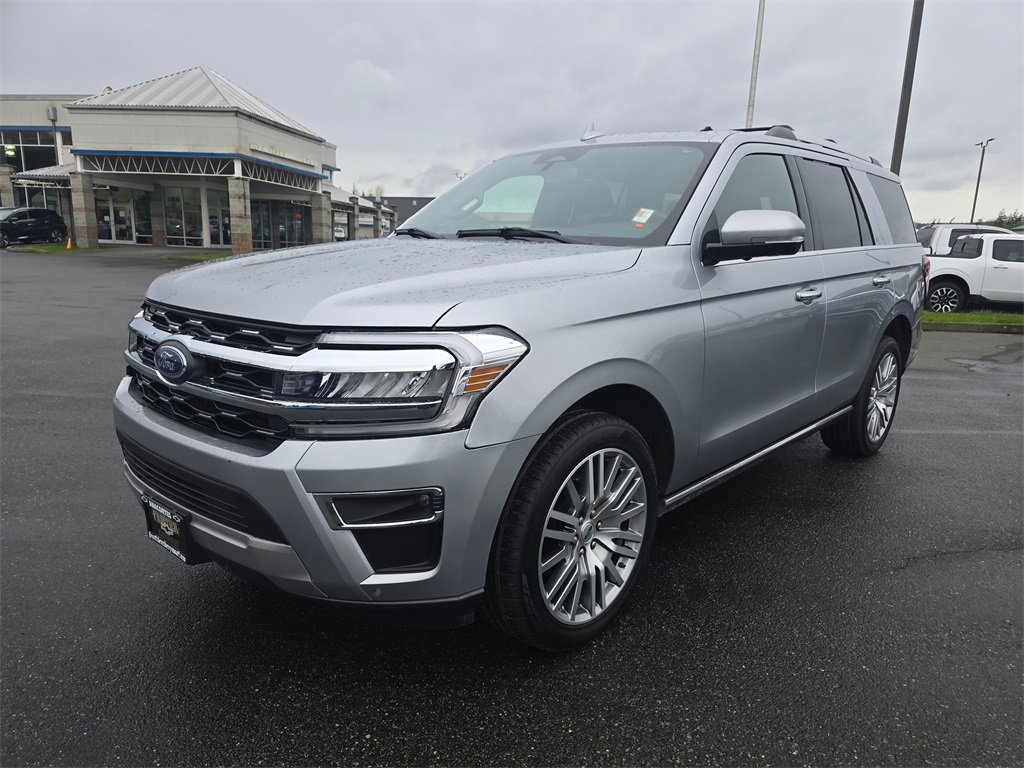 Used 2024 Ford Expedition Limited image 7