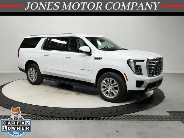 Used 2025 GMC Yukon XL Denali RWD image 1