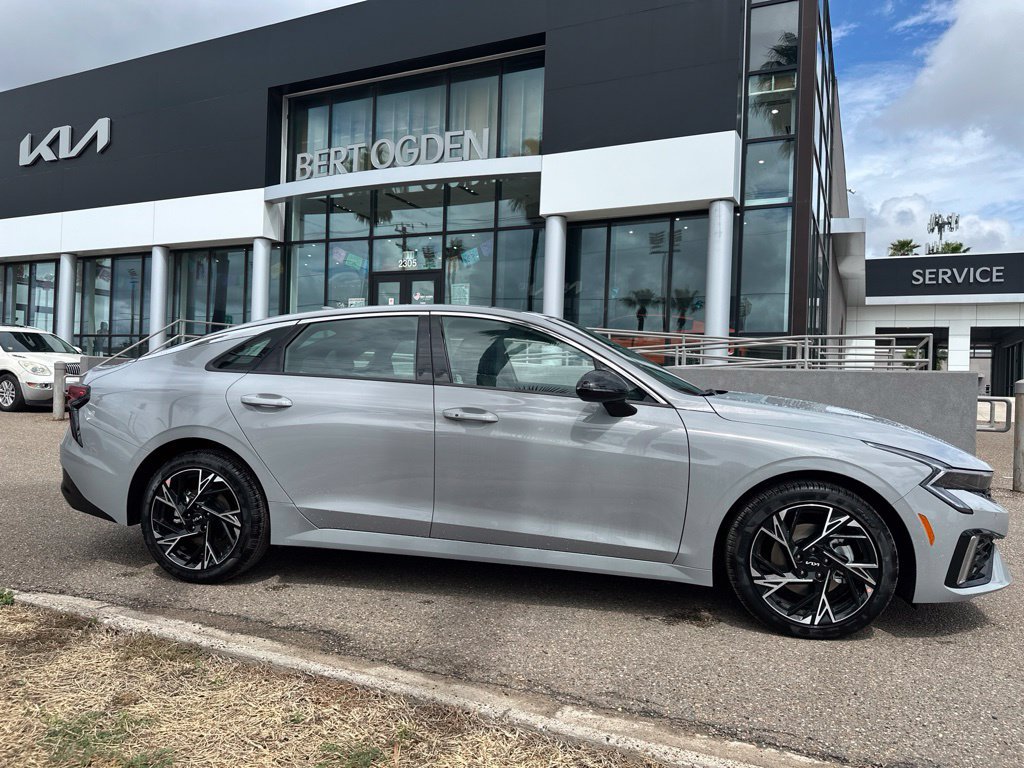 New 2026 Kia K5 GT-Line image 3