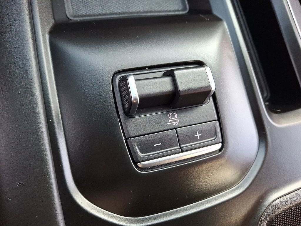 Used 2025 GMC Sierra 2500 Denali Ultimate image 26