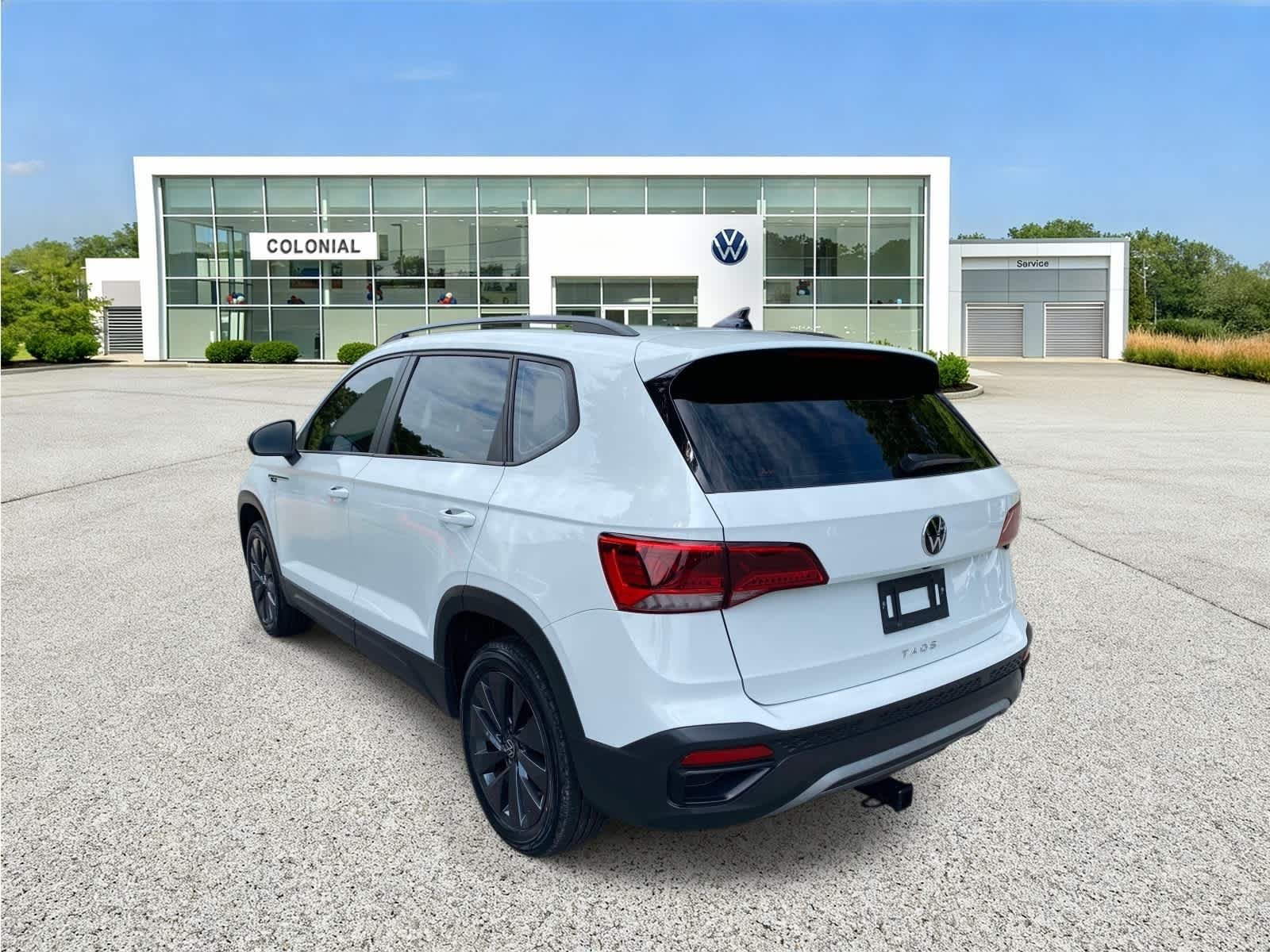 Certified 2022 Volkswagen Taos S FWD image 3
