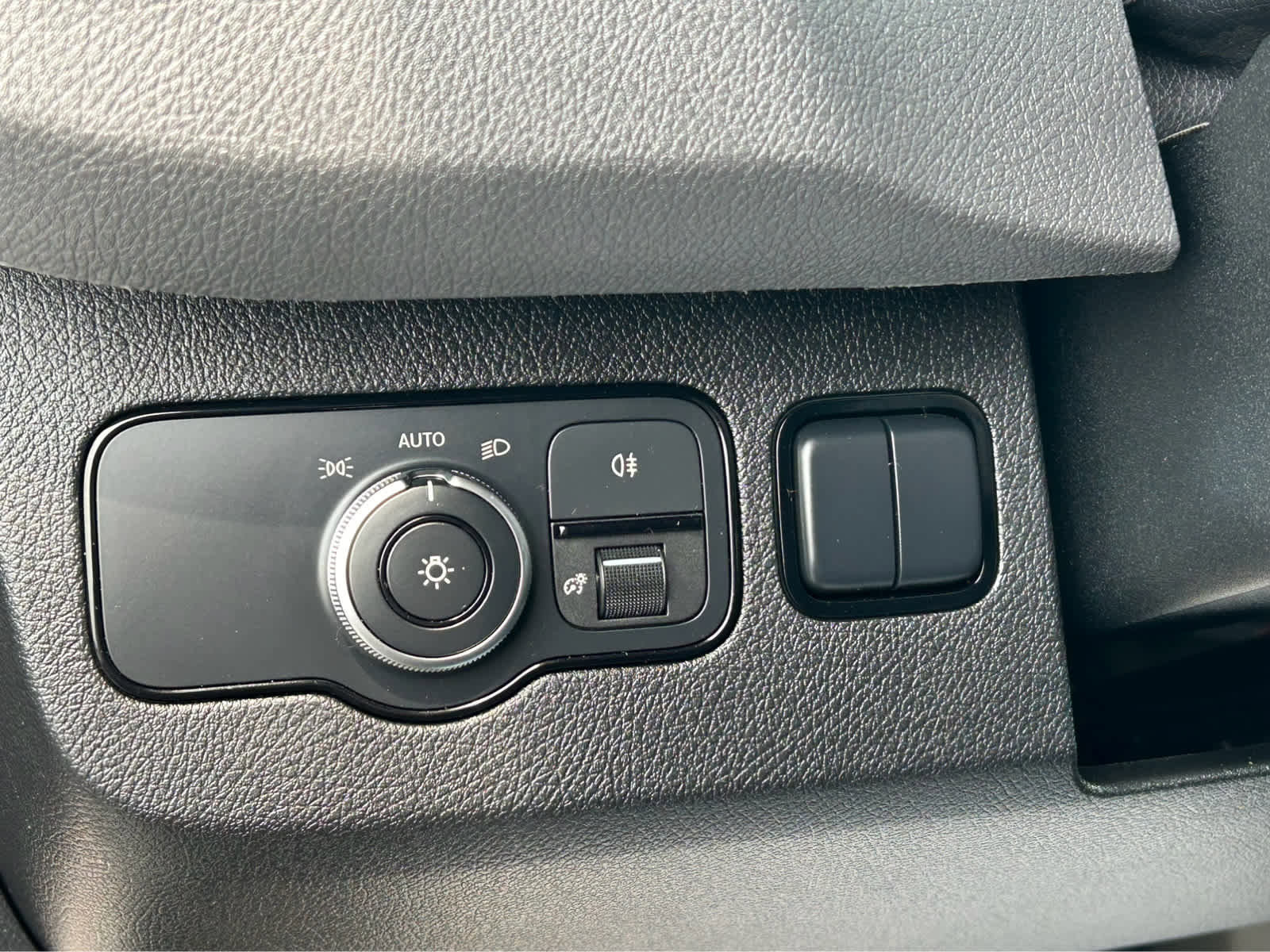 Used 2019 Freightliner Sprinter 3500 image 16