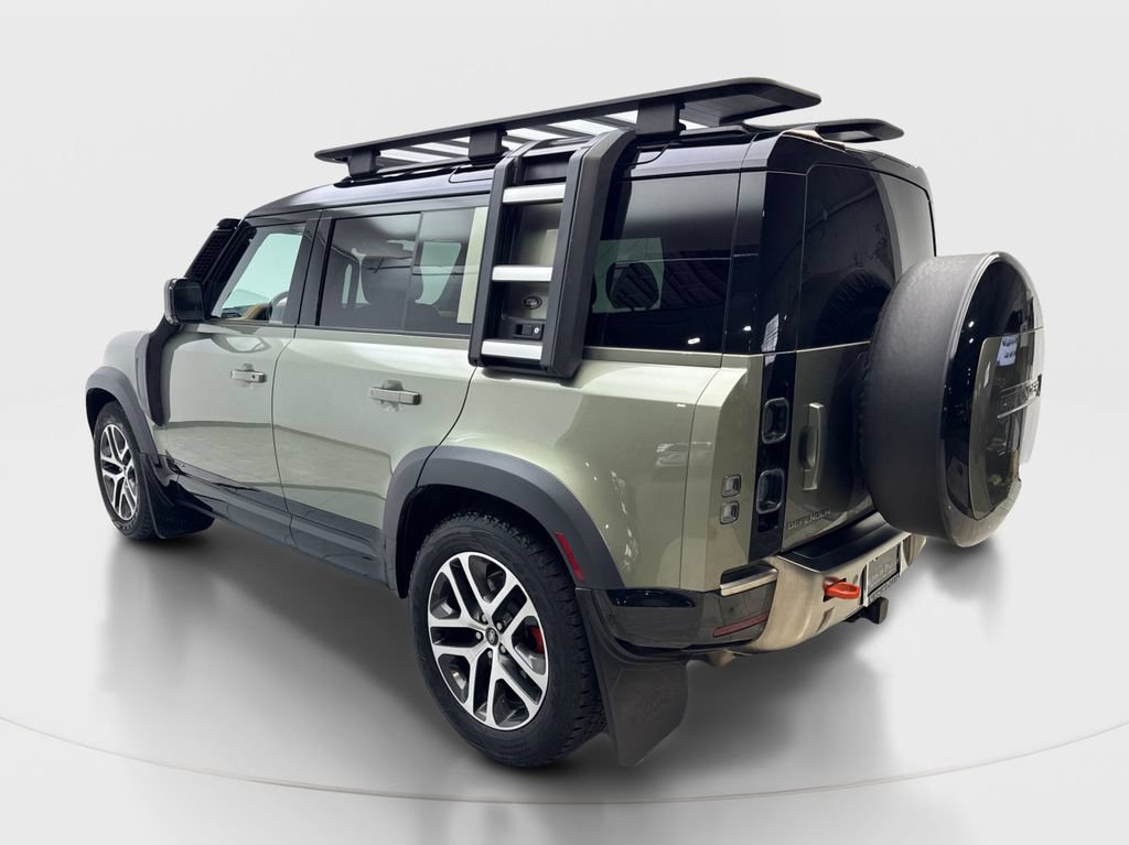 Used 2023 Land Rover Defender 110 X AWD/4WD image 9