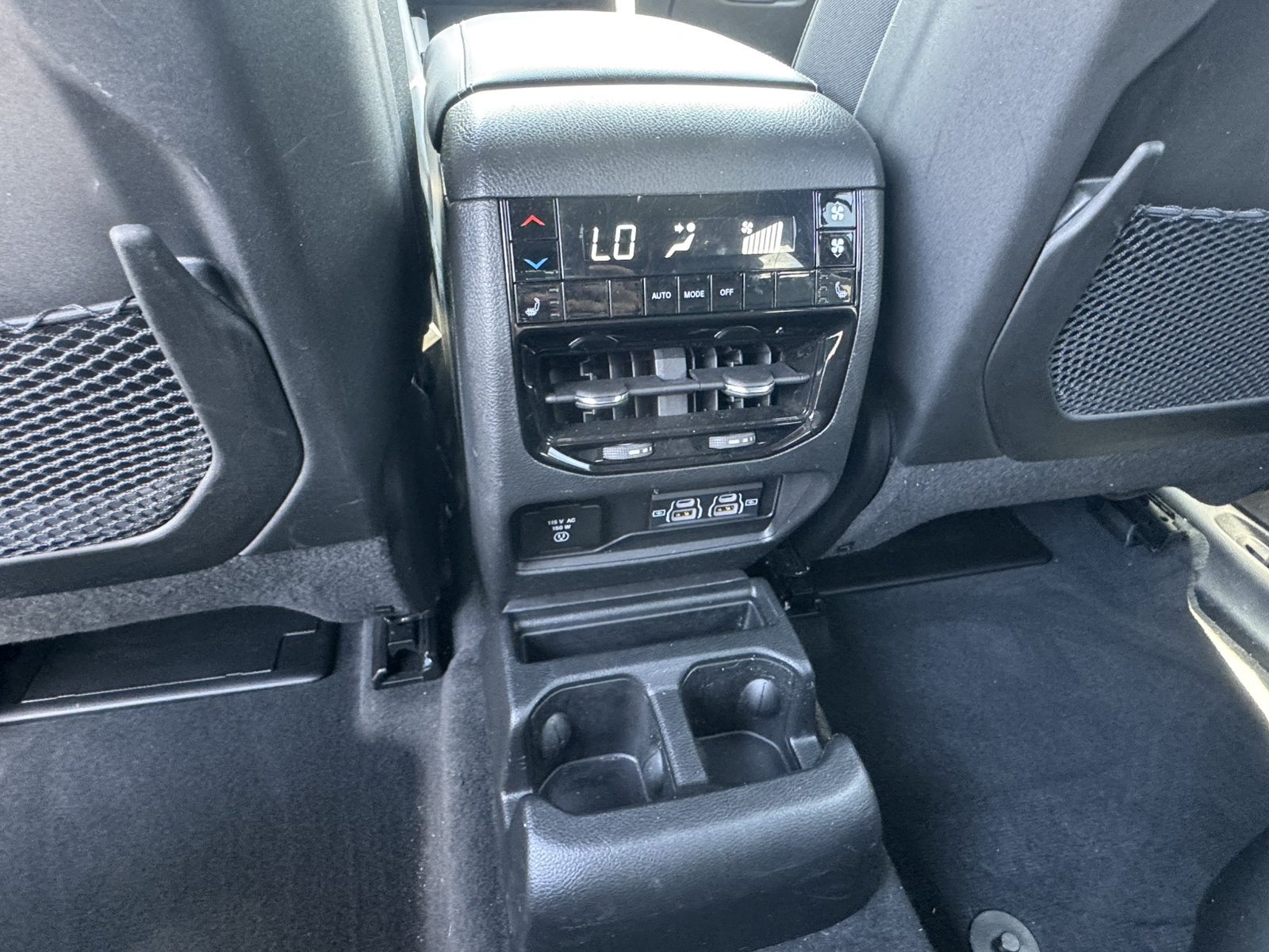 Used 2024 Jeep Grand Cherokee L Limited RWD image 25