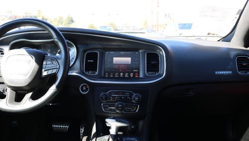 Used 2016 Dodge Charger R/T Scat Pack w/ Technology Group image 19