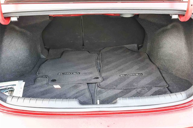 Certified 2023 Hyundai Elantra Limited image 13