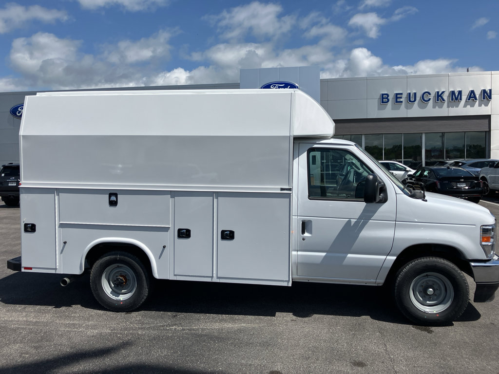 New 2026 Ford E-350 and Econoline 350 Super Duty w/ Power Equipment Group image 9