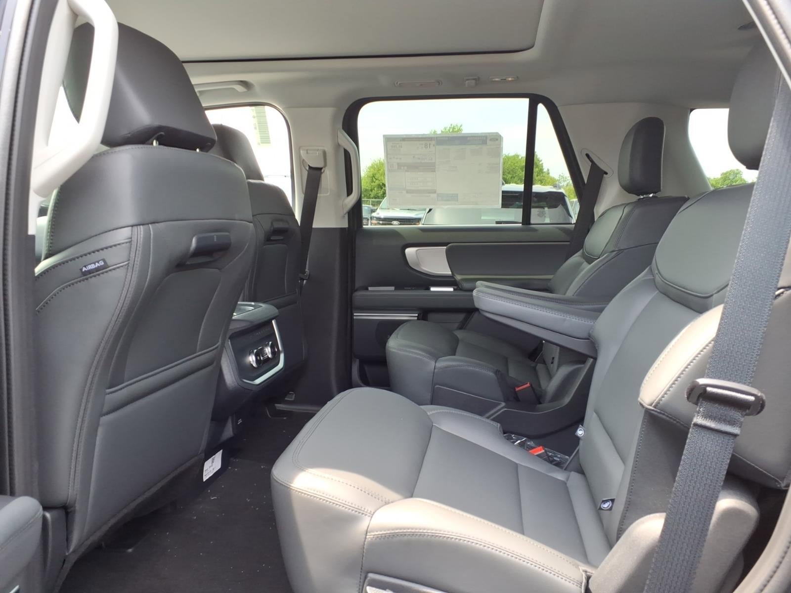 New 2026 Ford Expedition Active AWD/4WD image 11