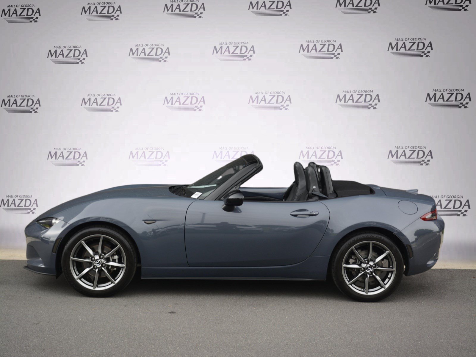 Certified 2021 MAZDA MX-5 Miata Grand Touring RWD image 2