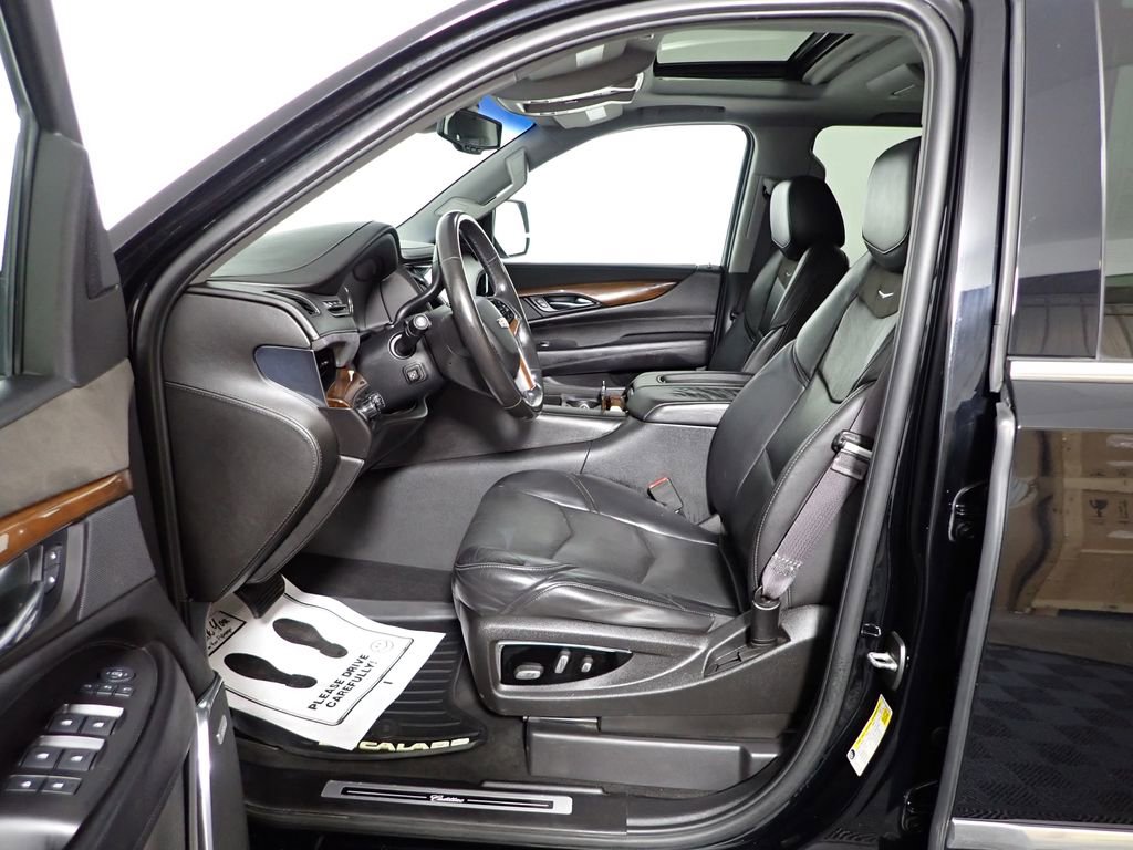 Used 2016 Cadillac Escalade Premium image 25