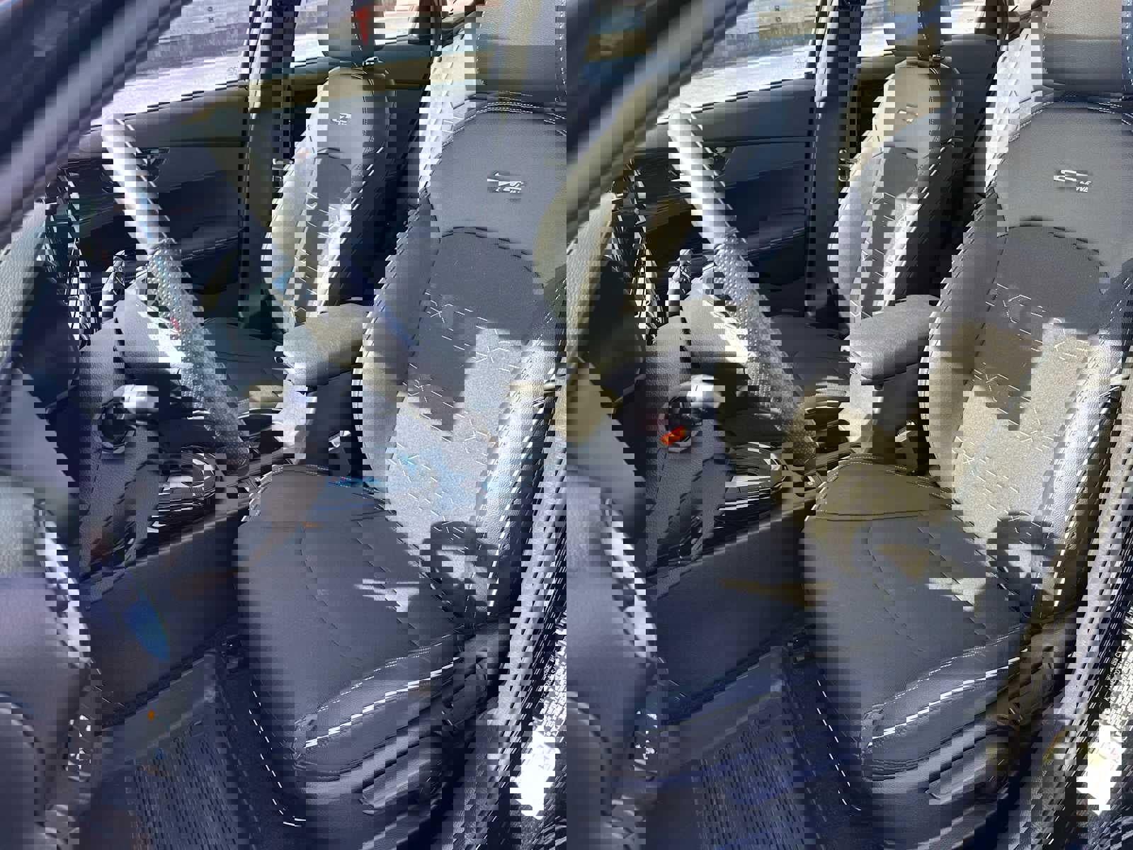 Used 2023 Kia Forte GT-Line w/ GT-Line Premium Package image 19