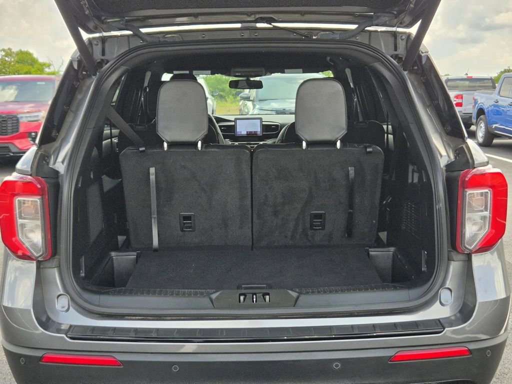 Used 2022 Ford Explorer ST-Line w/ Class IV Trailer Tow Package RWD image 42