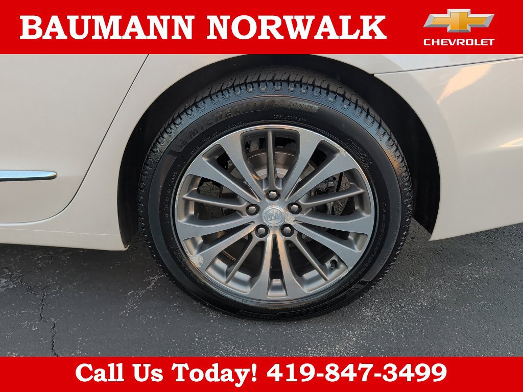 Used 2019 Buick LaCrosse Essence w/ Sun and Shade Package AWD/4WD image 11