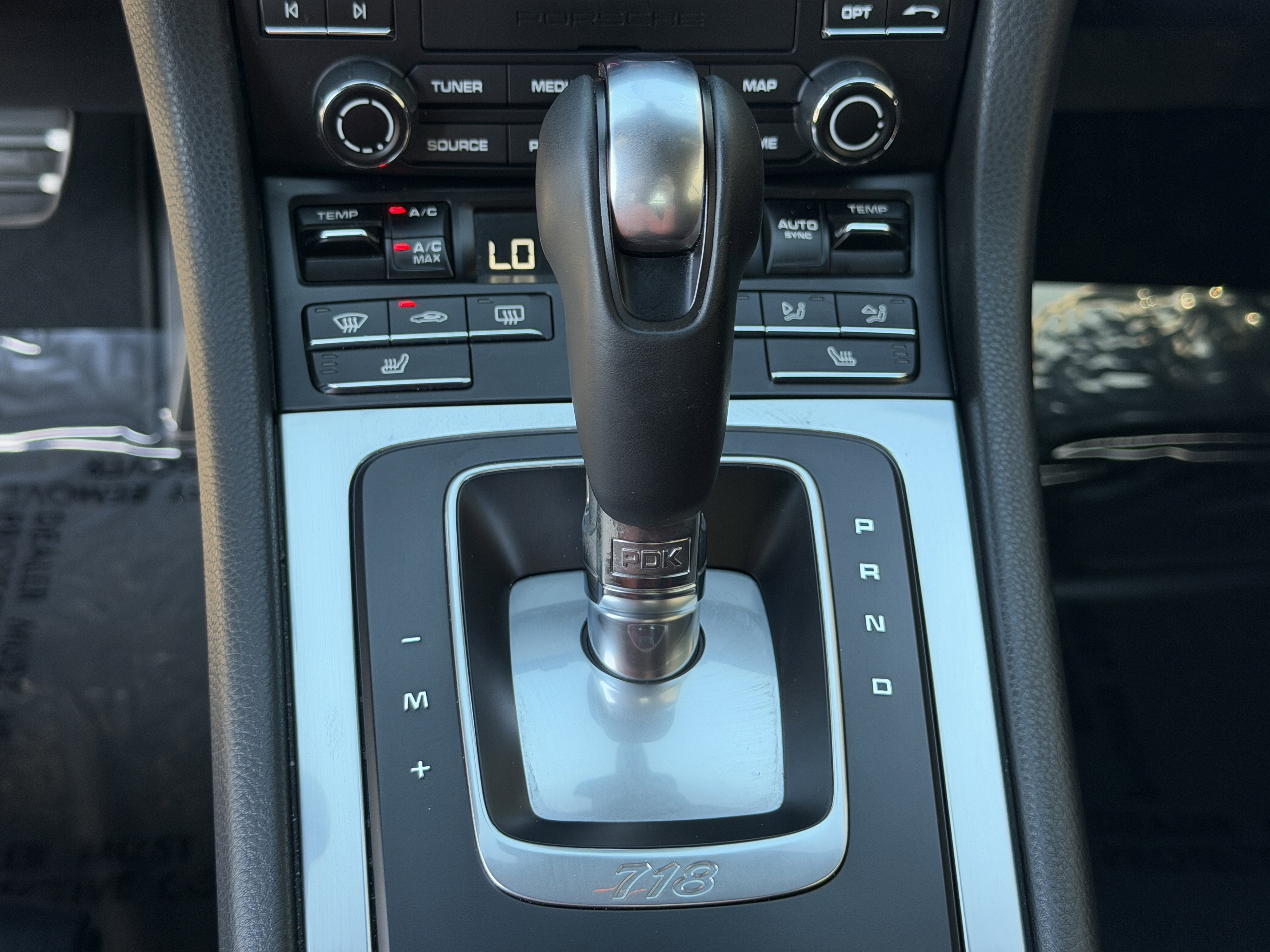 Certified 2019 Porsche 718 Cayman S RWD image 24