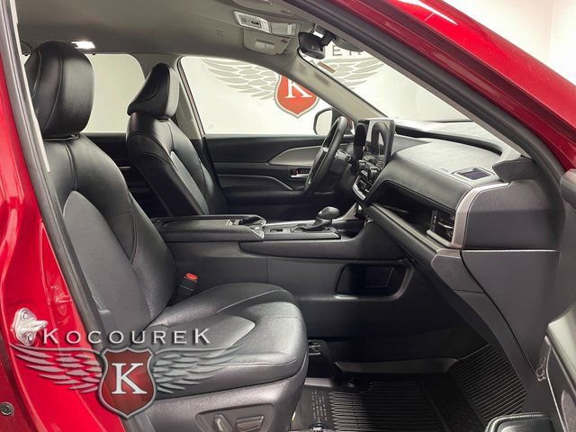 Used 2024 Toyota Grand Highlander XLE image 22