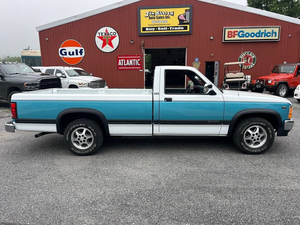 Used 1996 Dodge Dakota 2WD Regular Cab image 2