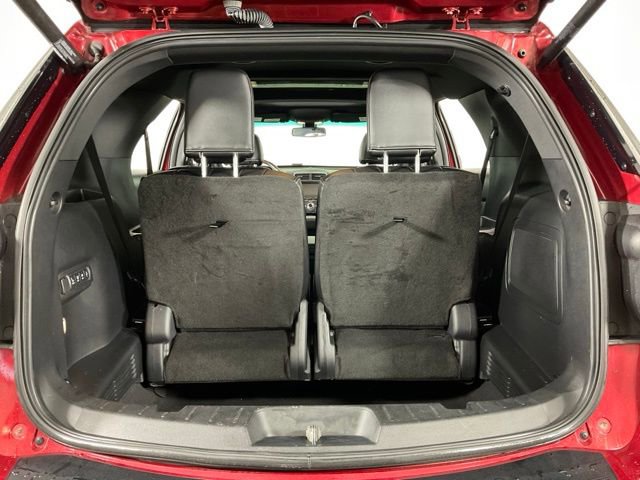 Used 2016 Ford Explorer Platinum image 32