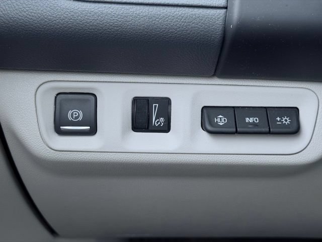 Used 2023 GMC Acadia Denali AWD/4WD image 33