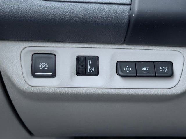 Used 2023 GMC Acadia Denali AWD/4WD image 33